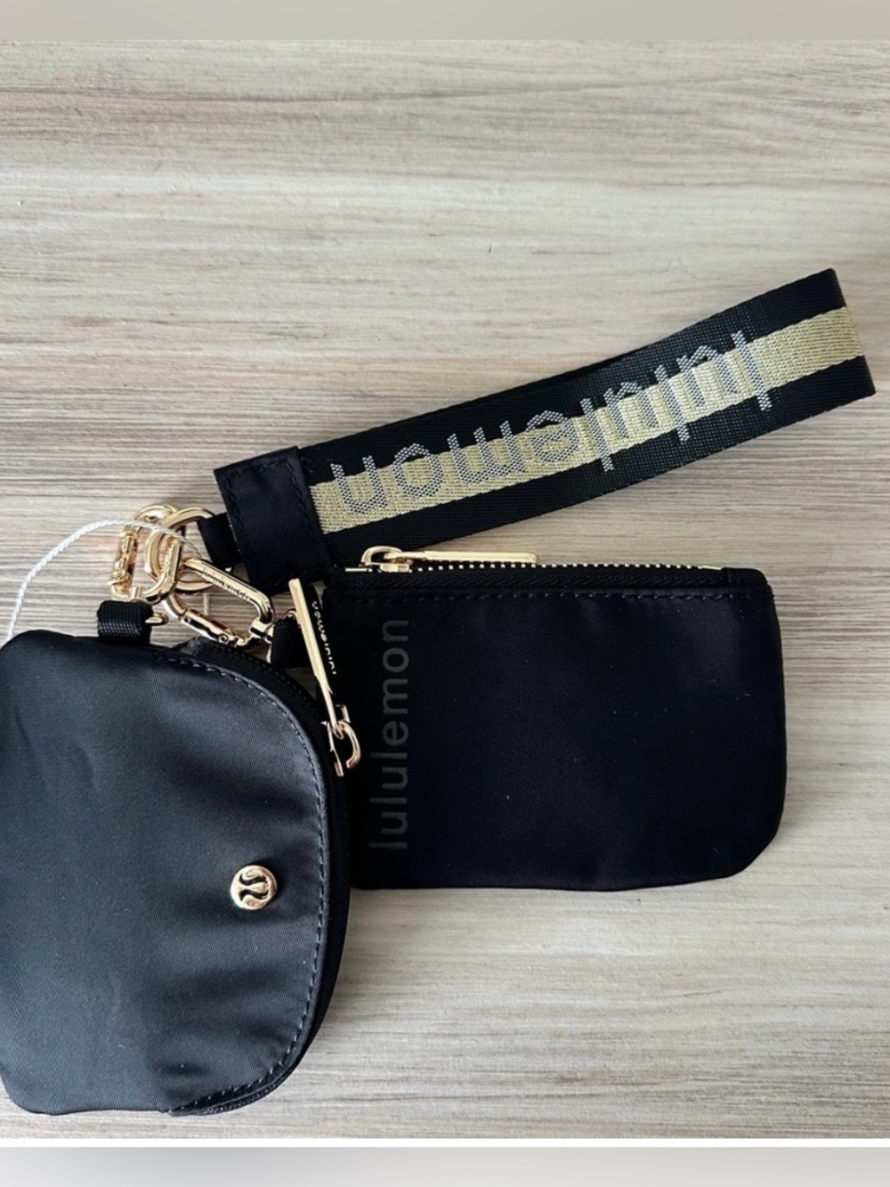 Lululemon athletica Dual Pouch Wristlet gold black bag purse gym keychain - Picture 4 of 5